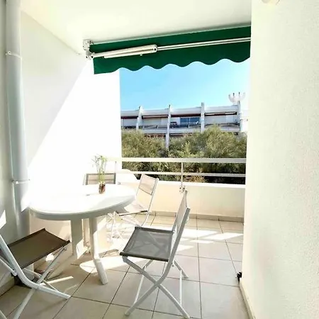 דירה Le Martinique Terrace, Sunset